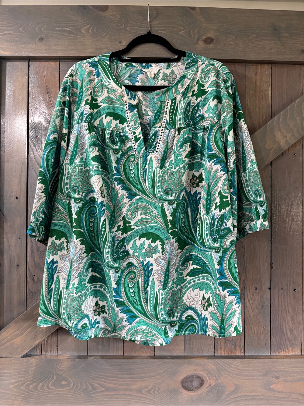 Chic Soul Green Paisley V-Neck Tunic